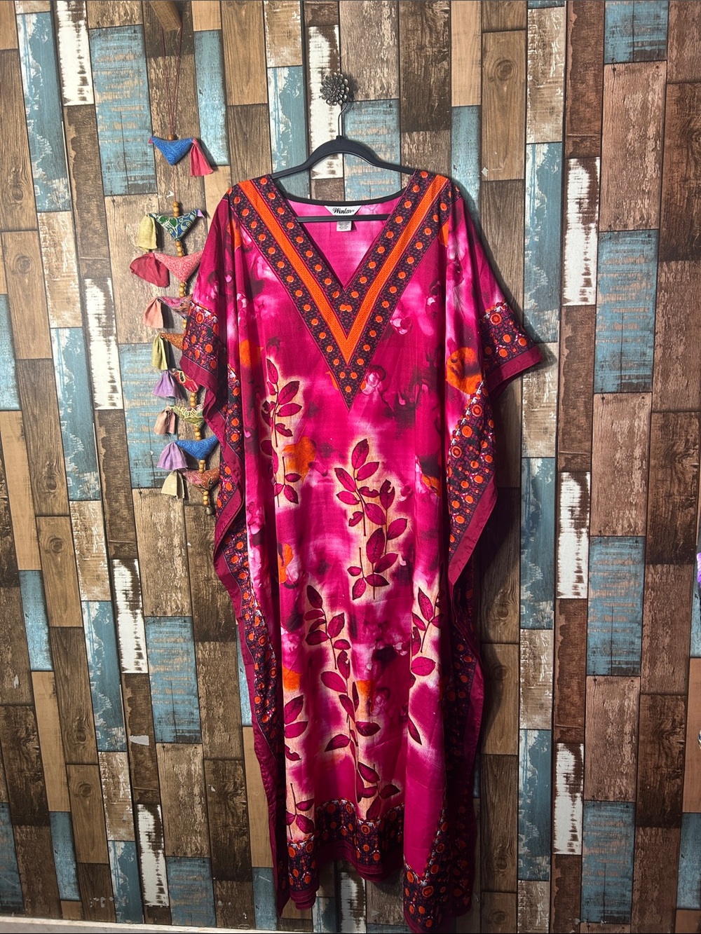 Winlar free size Floral Maxi Kaftan Dress in Fuchsia